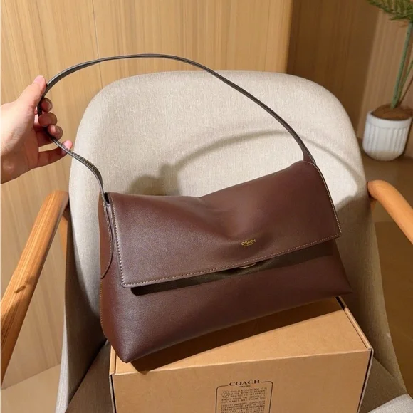 Coach women's bag - Picture 9 of 9